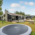 Awesome In With Sauna * 布拉万德