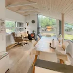 Awesome In With Sauna 度假居