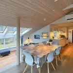 Front In With Sauna Holiday home