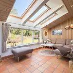 Front In With Sauna Holiday home